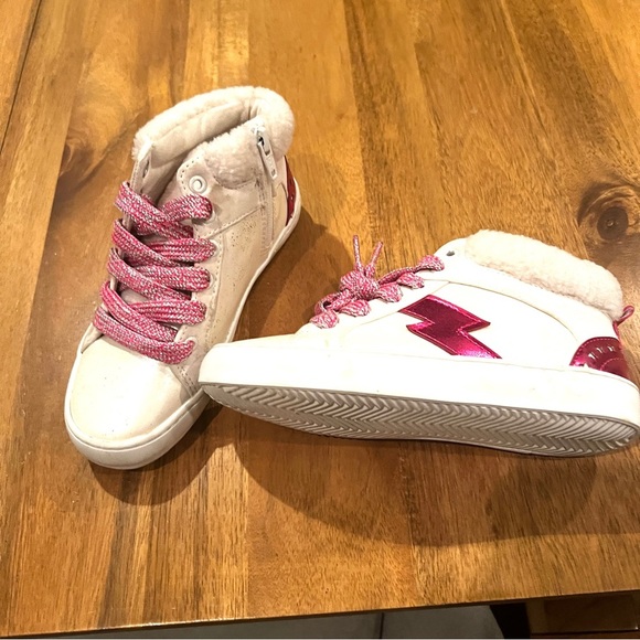 Gap Pink Lightning Bolt Sneakers - Picture 2 of 6